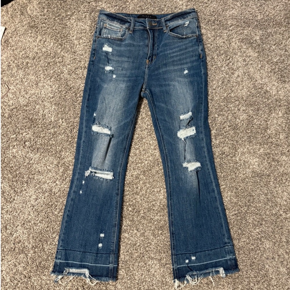 Risen High Rise Distressed Flare Crop Jeans Medium Wash Raw Hem Womens 28/7